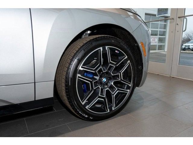 2026 BMW iX xDrive60