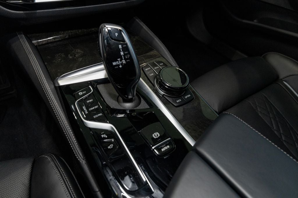 2023 BMW 550i xDrive M550i xDrive