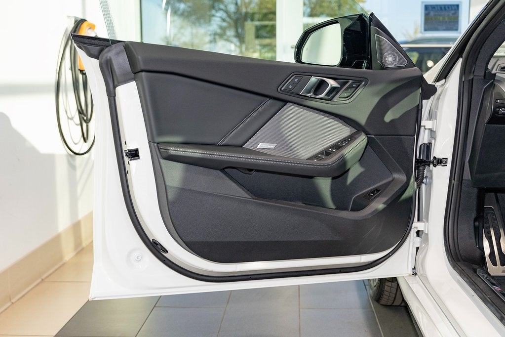 2026 BMW 235i M235i xDrive