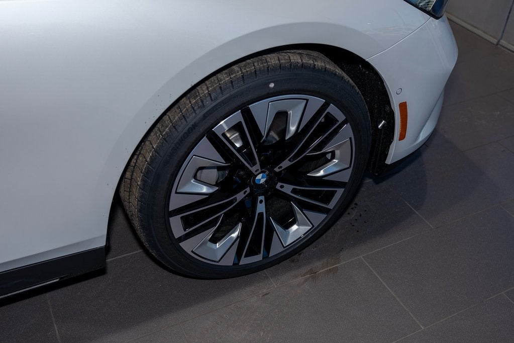 2025 BMW 530i xDrive 530i xDrive