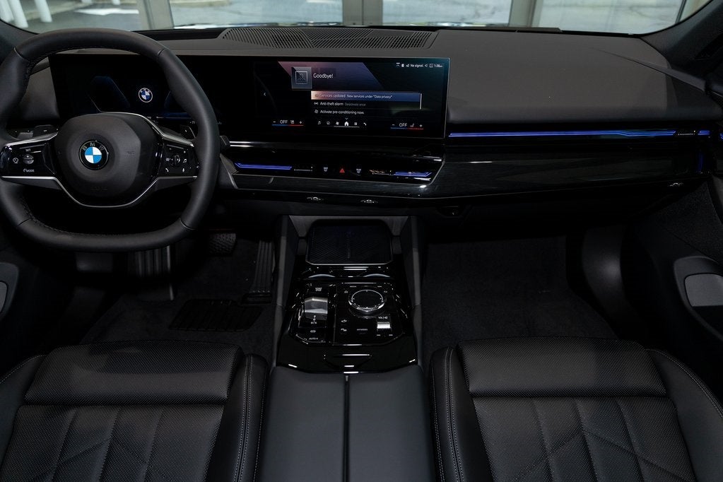 2026 BMW 530i 530i xDrive