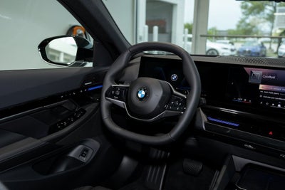 2026 BMW 530i 530i xDrive