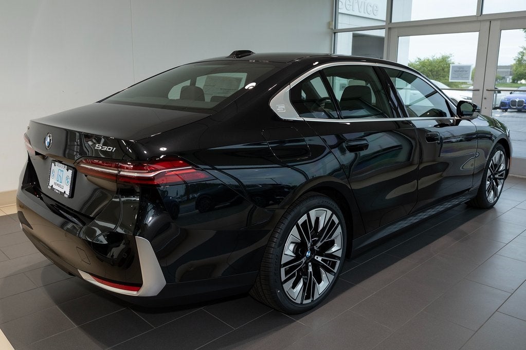 2026 BMW 530i 530i xDrive