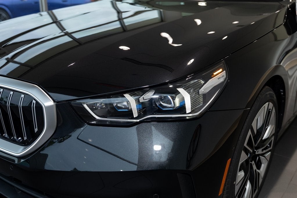 2026 BMW 530i 530i xDrive