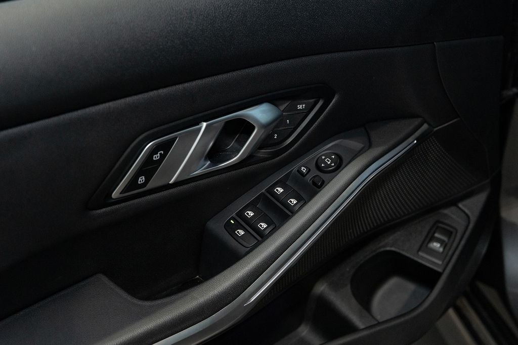 2021 BMW 330i xDrive 330i xDrive