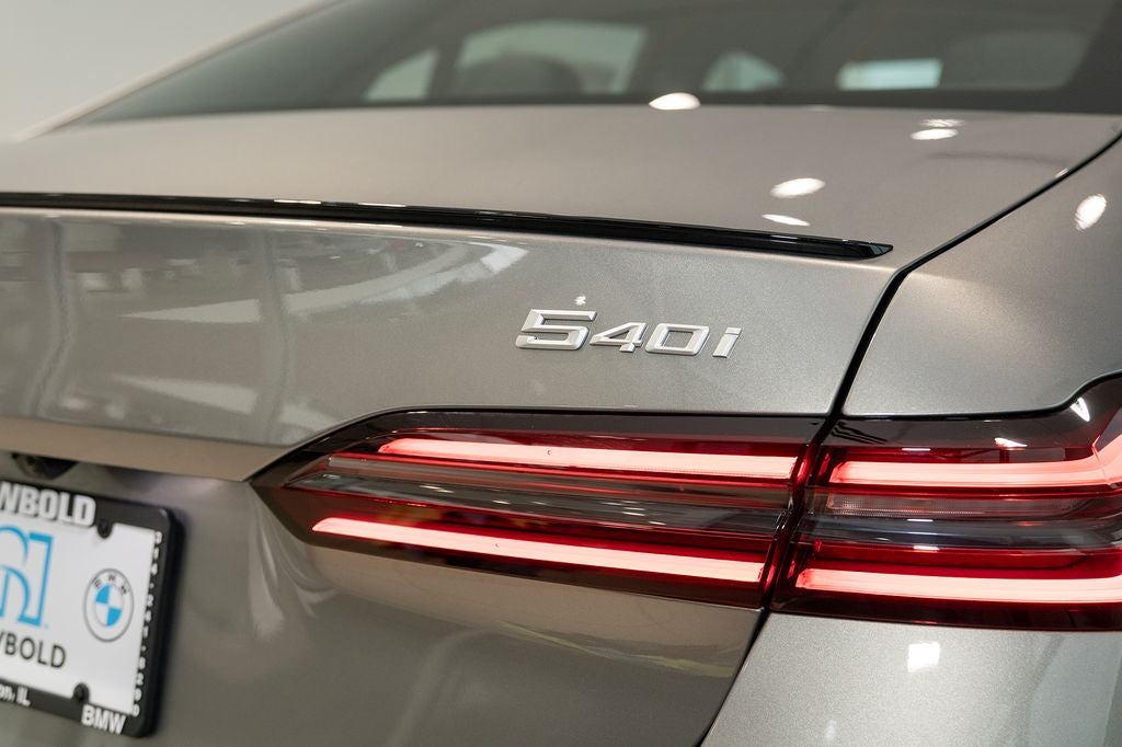 2026 BMW 540i 540i xDrive