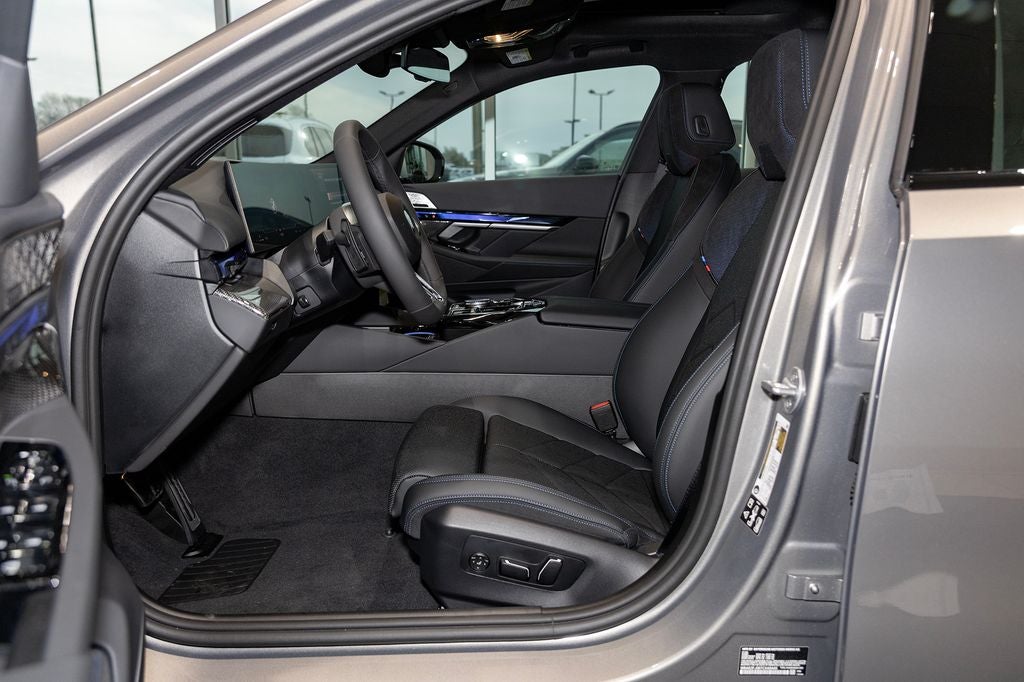 2026 BMW 540i 540i xDrive