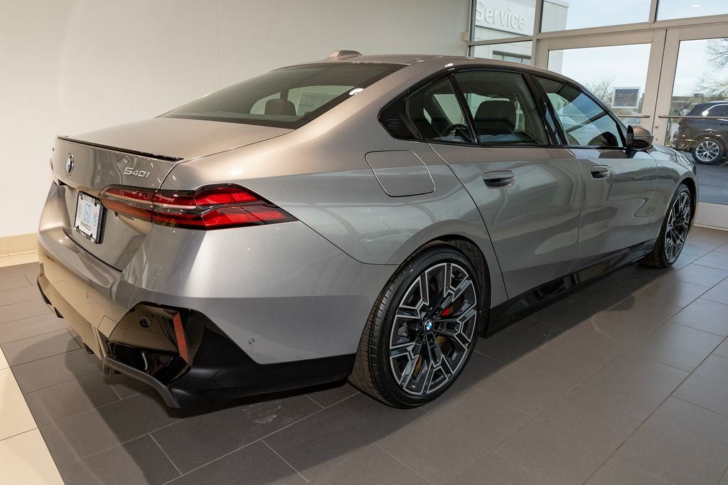 2026 BMW 540i 540i xDrive