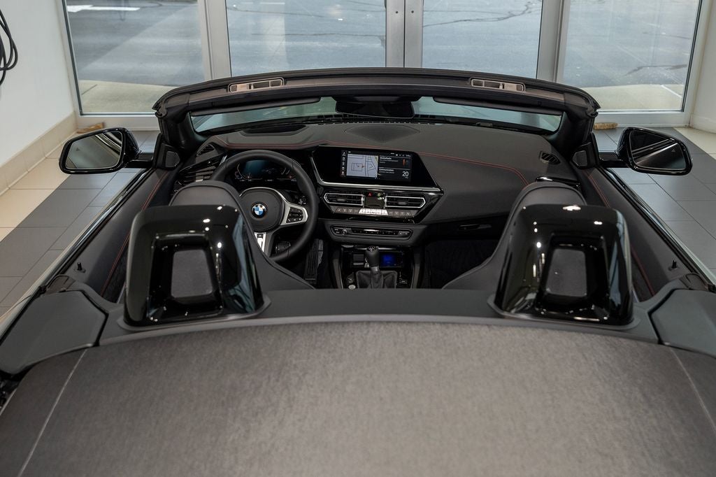 2026 BMW Z4 sDrive M40i