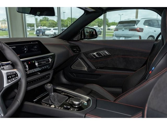 2026 BMW Z4 sDrive M40i