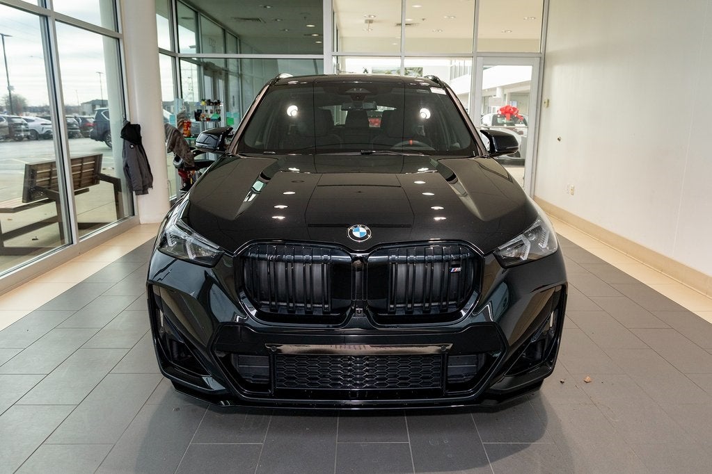 2025 BMW X1 M35i