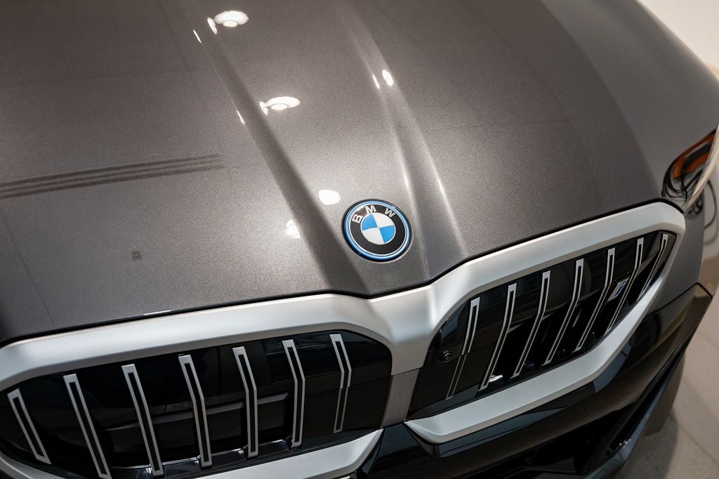 2026 BMW i5 xDrive40