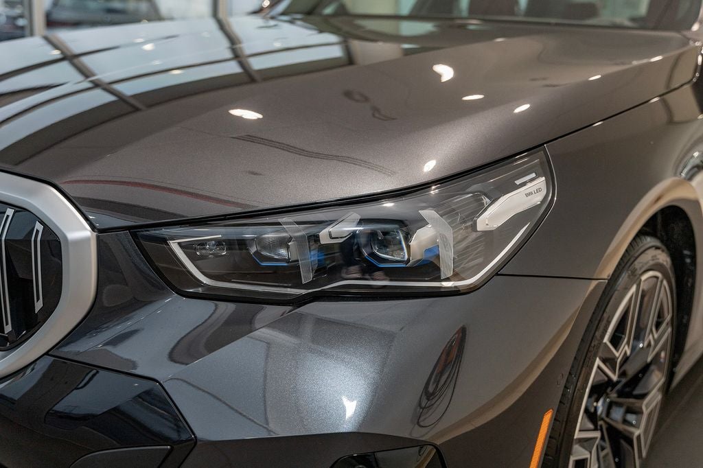 2026 BMW i5 xDrive40