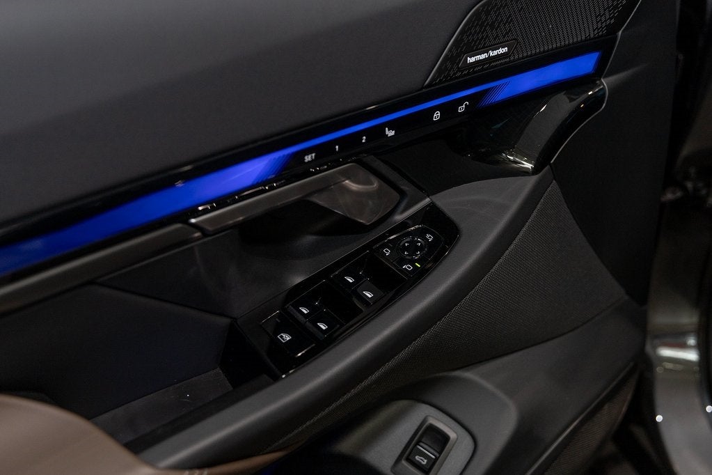 2026 BMW i5 xDrive40 xDrive40