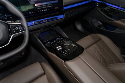 2026 BMW i5 xDrive40 xDrive40