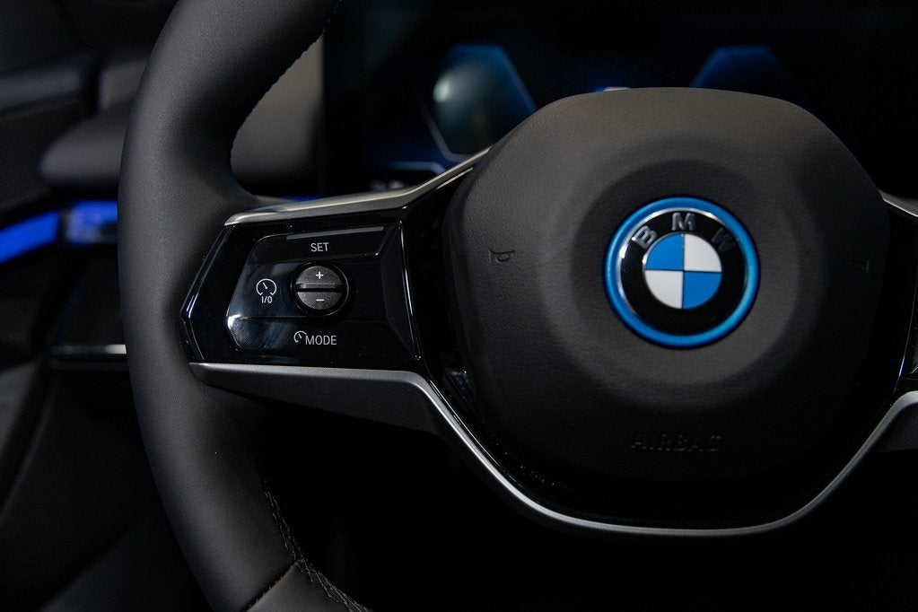 2026 BMW i5 xDrive40 xDrive40