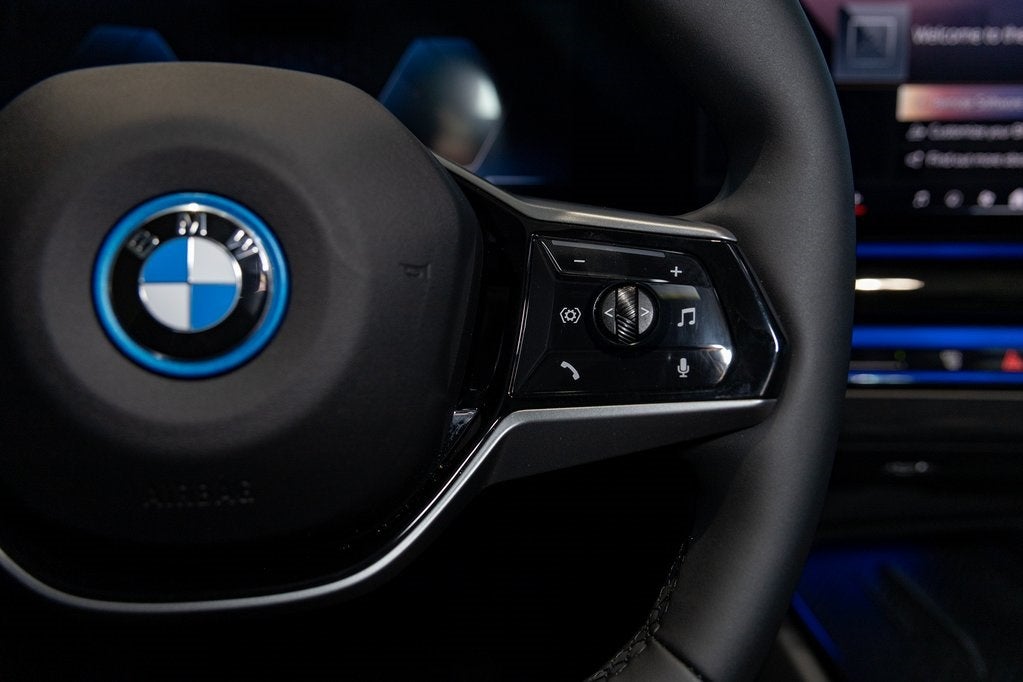 2026 BMW i5 xDrive40 xDrive40