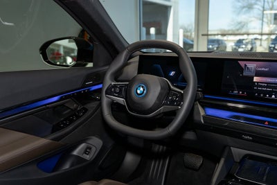 2026 BMW i5 xDrive40 xDrive40