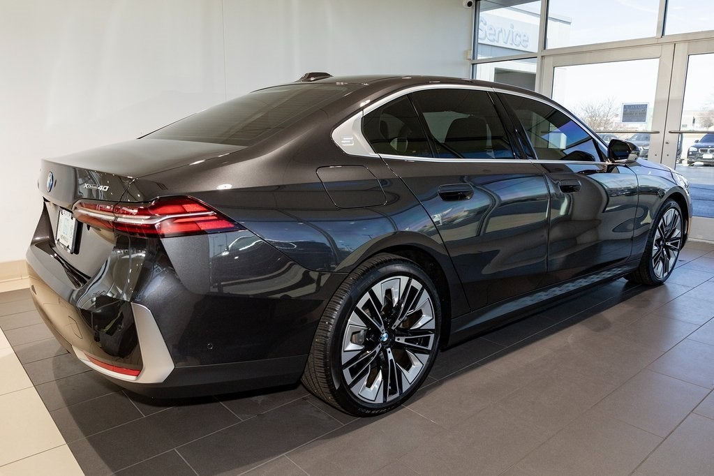 2026 BMW i5 xDrive40 xDrive40