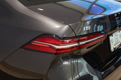 2026 BMW i5 xDrive40 xDrive40