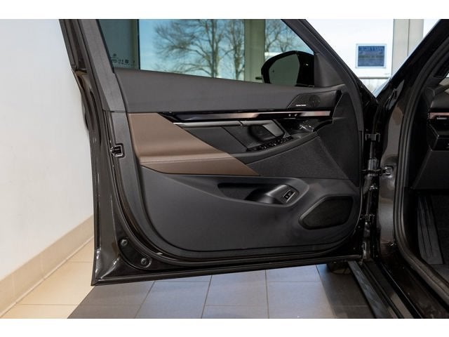 2026 BMW i5 xDrive40 xDrive40