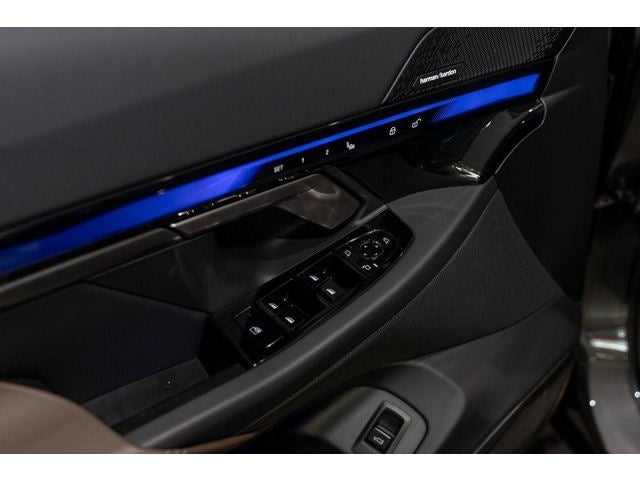 2026 BMW i5 xDrive40 xDrive40