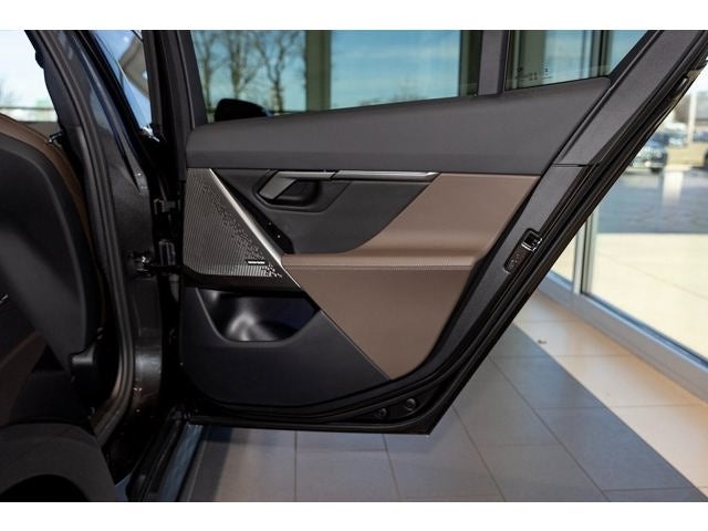 2026 BMW i5 xDrive40 xDrive40