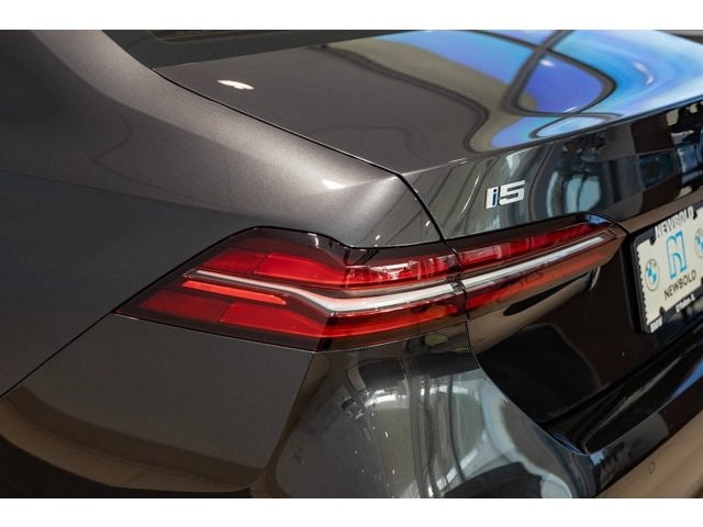 2026 BMW i5 xDrive40 xDrive40