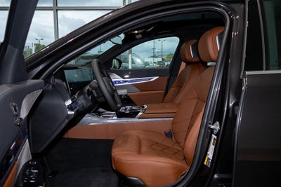 2025 BMW i7 eDrive50