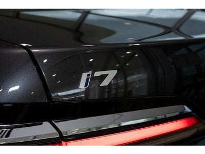 2025 BMW i7 eDrive50