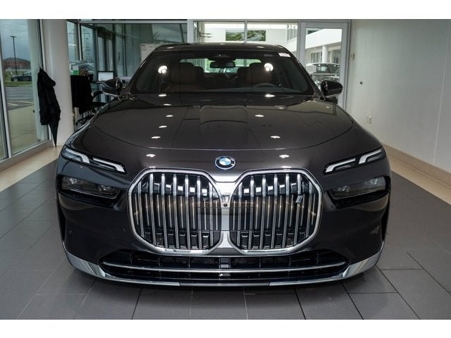 2025 BMW i7 eDrive50