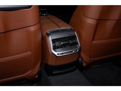 2025 BMW i7 eDrive50