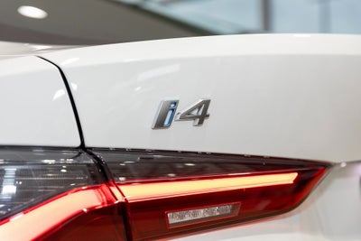 2025 BMW i4 xDrive40
