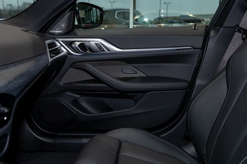 2025 BMW i4 xDrive40