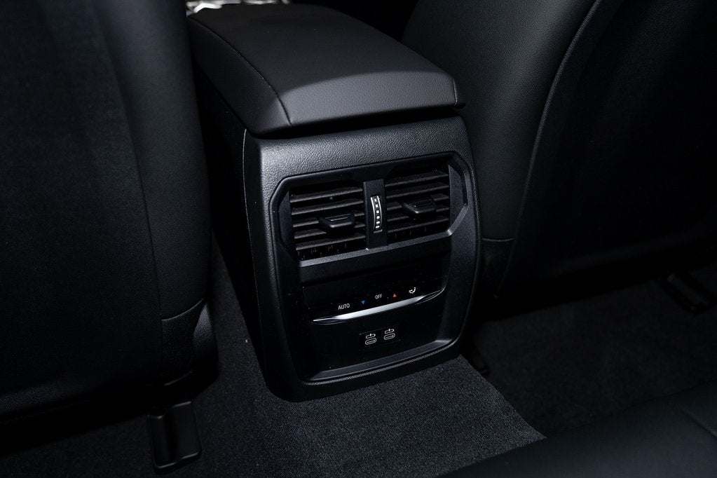 2025 BMW i4 xDrive40