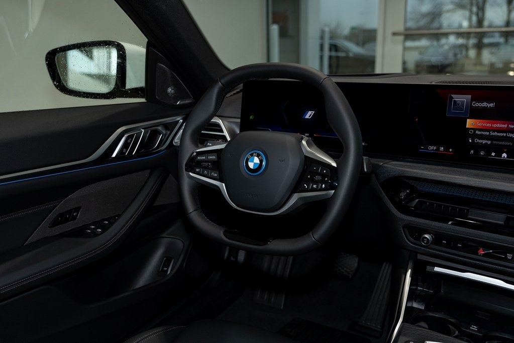 2025 BMW i4 xDrive40