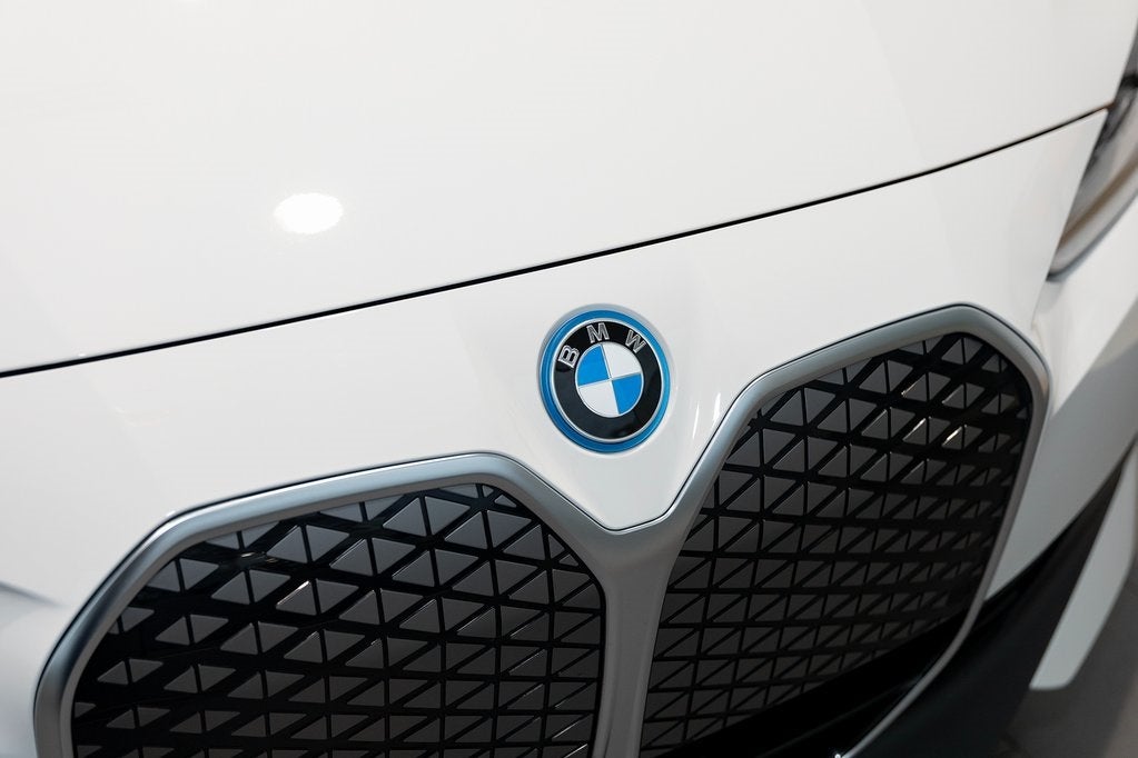 2025 BMW i4 xDrive40