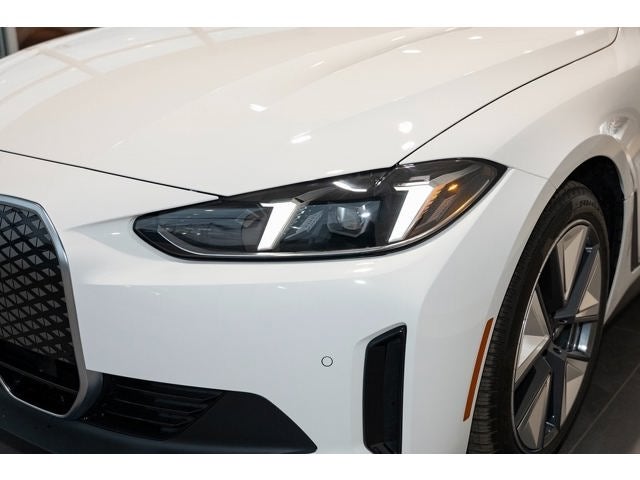 2025 BMW i4 xDrive40