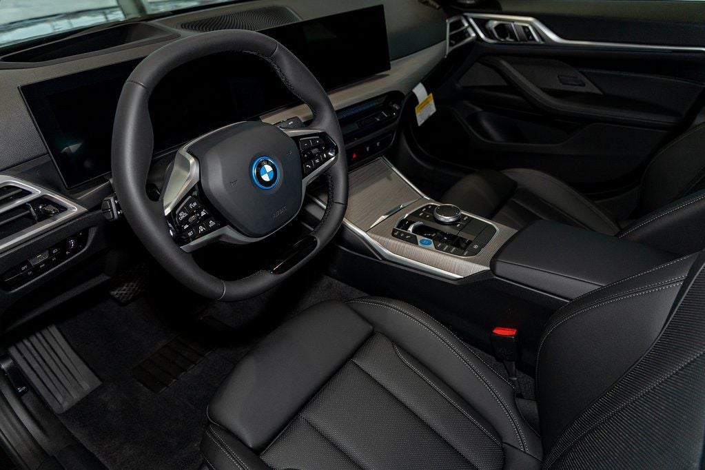 2026 BMW i4 xDrive40