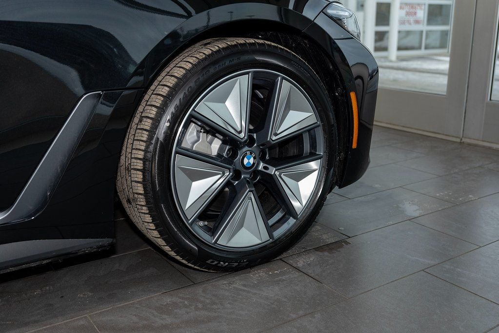 2026 BMW i4 xDrive40