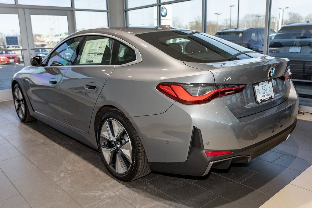 2026 BMW i4 xDrive40