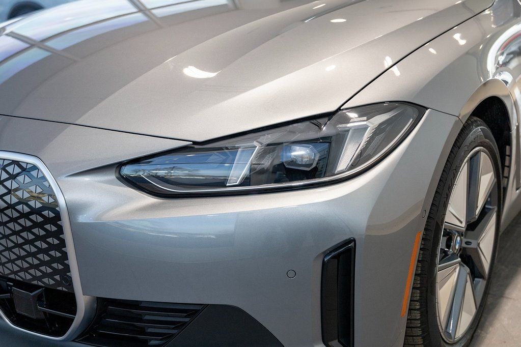 2026 BMW i4 xDrive40