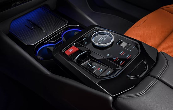 The M-specific center console. | Newbold BMW in O Fallon IL